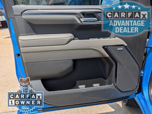 Used 2025 Chevrolet Silverado 1500 ZR2 w/ Technology Package AWD/4WD image 19