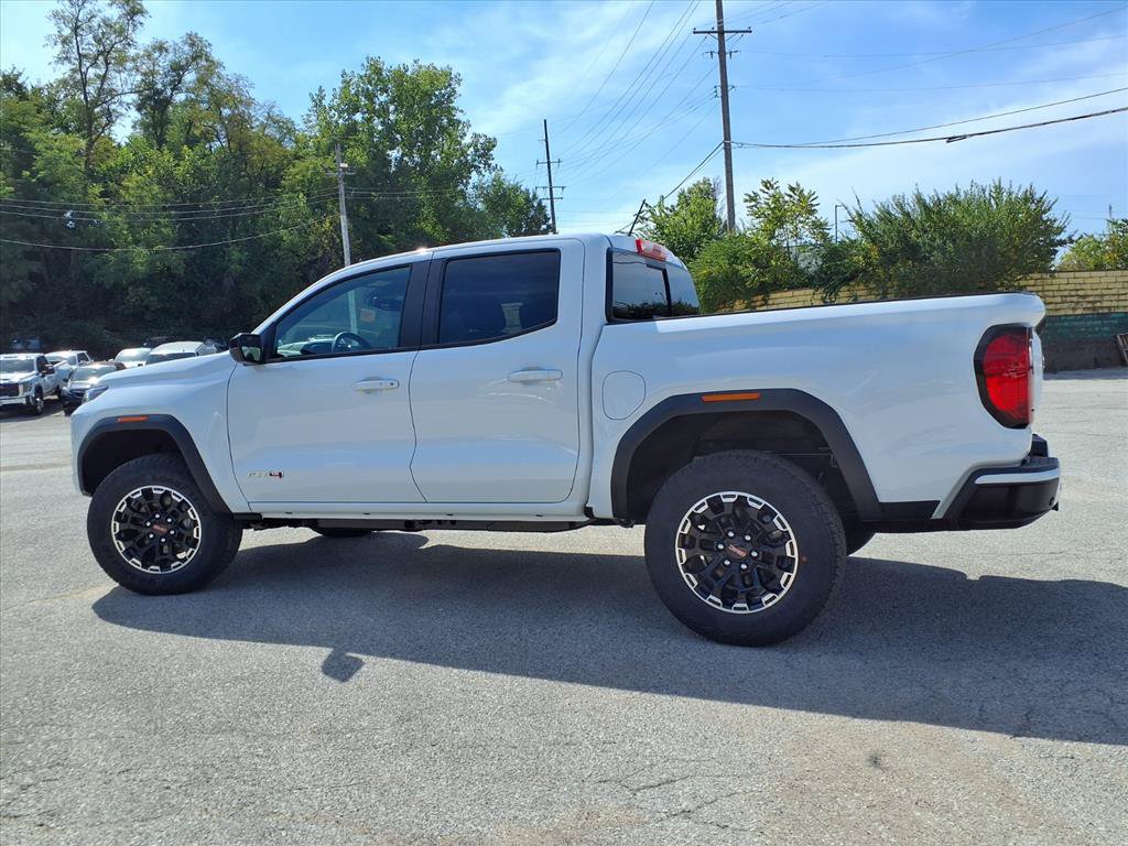 New 2026 GMC Canyon AT4 AWD/4WD image 23
