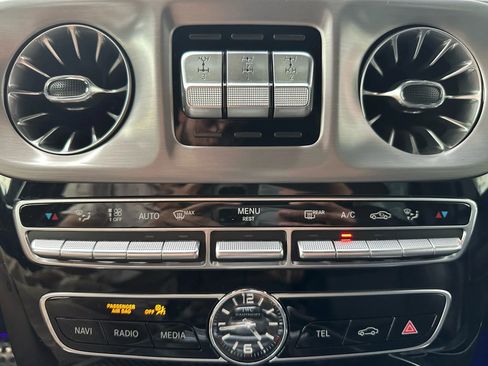 Used 2019 Mercedes-Benz G 63 AMG 4MATIC w/ Night Package image 21