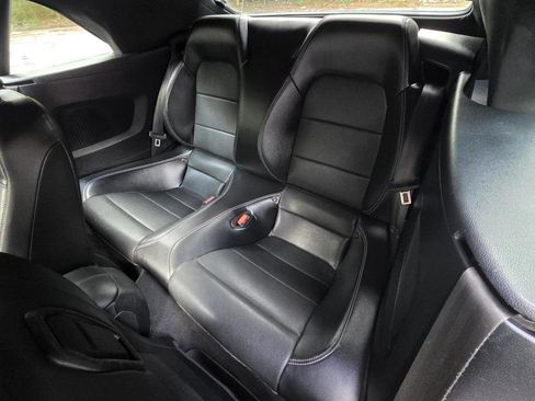 Used 2022 Ford Mustang Premium RWD image 15
