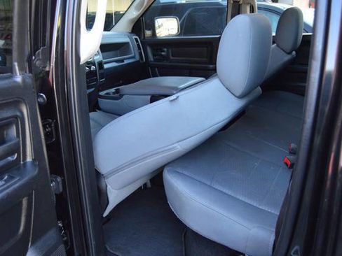 Used 2015 RAM 1500 Express w/ Black Ram 1500 Express Group AWD/4WD image 39