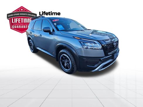 Used 2025 Nissan Pathfinder Rock Creek image 5