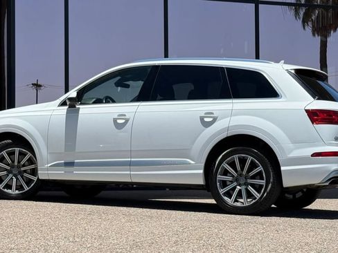 Used 2018 Audi Q7 3.0T Premium Plus w/ Premium Plus Package AWD/4WD image 6