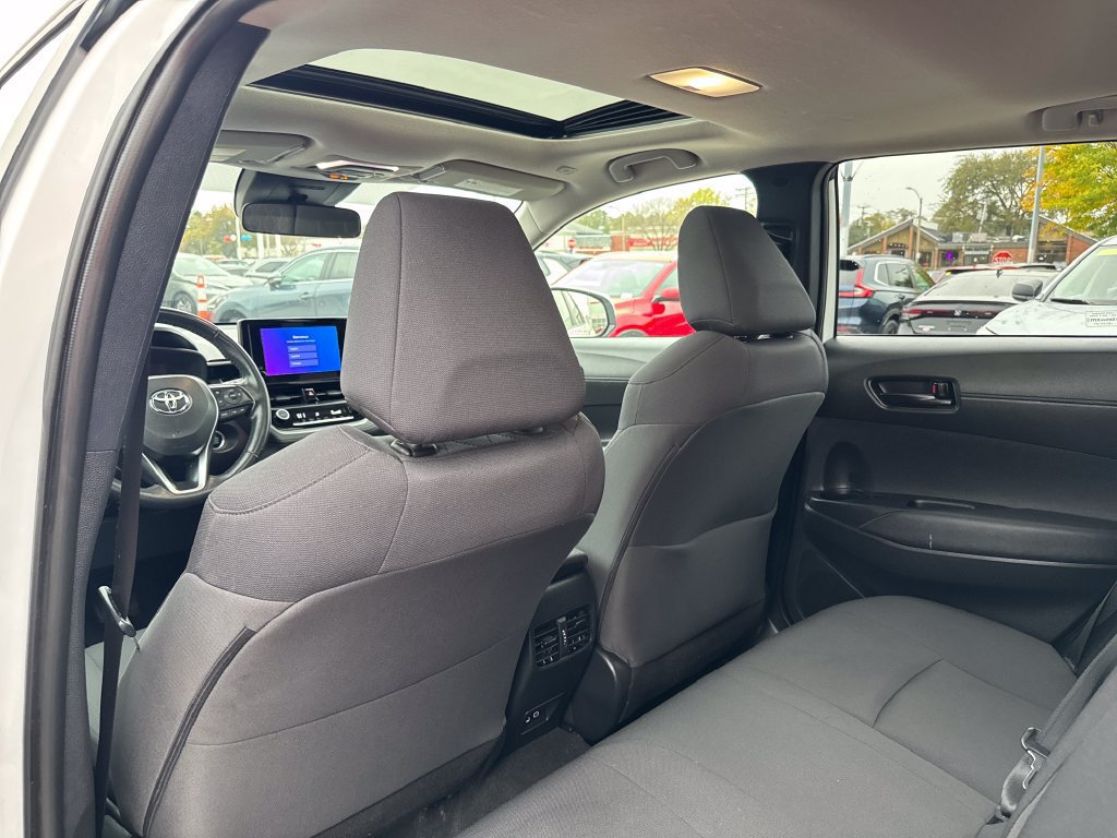 Used 2023 Toyota Corolla Cross LE w/ Moonroof Package AWD/4WD image 38