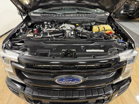 Used 2021 Ford F250 Lariat w/ Lariat Ultimate Package AWD/4WD image 11