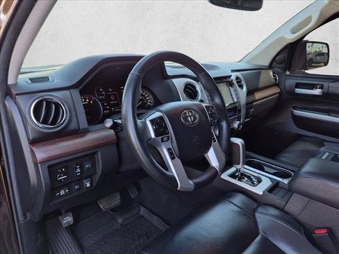 Used 2021 Toyota Tundra Limited w/ Limited Premium Package AWD/4WD image 10
