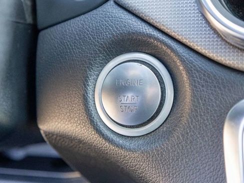 Used 2020 Mercedes-Benz GLA 250 image 39