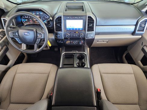 Used 2020 Ford F250 XLT w/ XLT Premium Package image 27