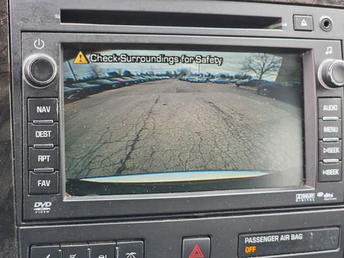 Used 2012 GMC Acadia Denali image 33