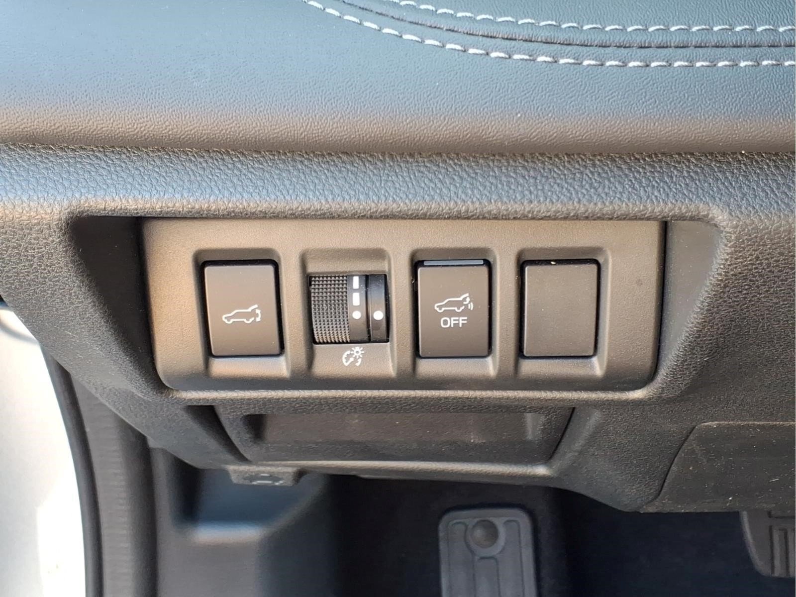 Certified 2022 Subaru Outback Limited AWD/4WD image 17