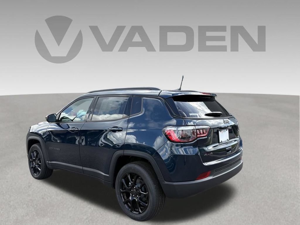 New 2026 Jeep Compass Latitude AWD/4WD image 3