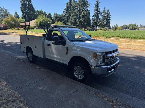 Used 2018 Ford F250 XL w/ STX Appearance Package AWD/4WD image 7