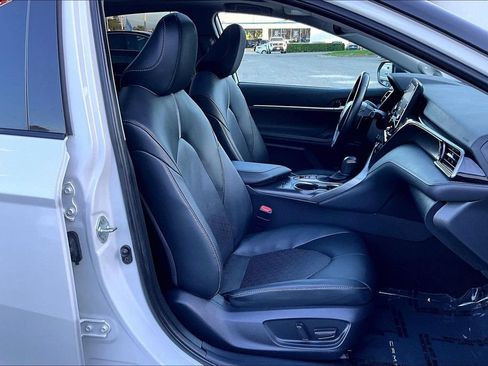 Used 2023 Toyota Camry XSE FWD image 29