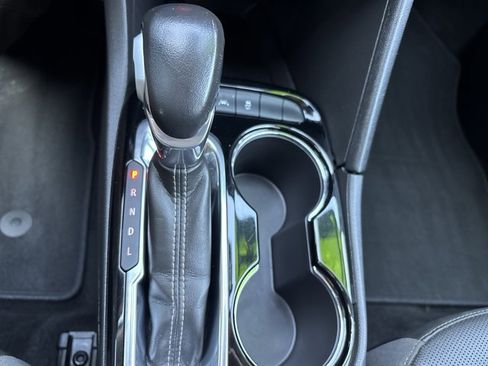 Used 2024 Buick Encore GX Sport Touring image 33