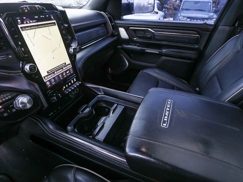 Used 2019 RAM 1500 Limited image 19