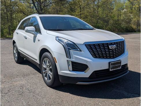 Used 2023 Cadillac XT5 Premium Luxury AWD/4WD image 3
