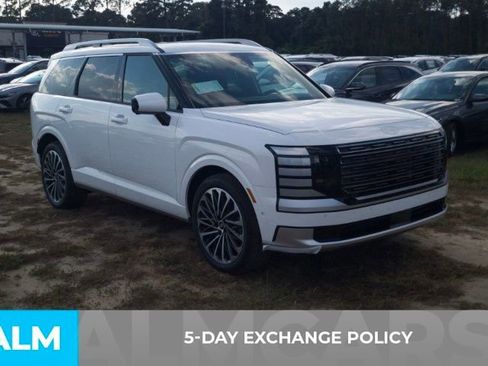 Certified 2026 Hyundai Palisade Calligraphy FWD image 3