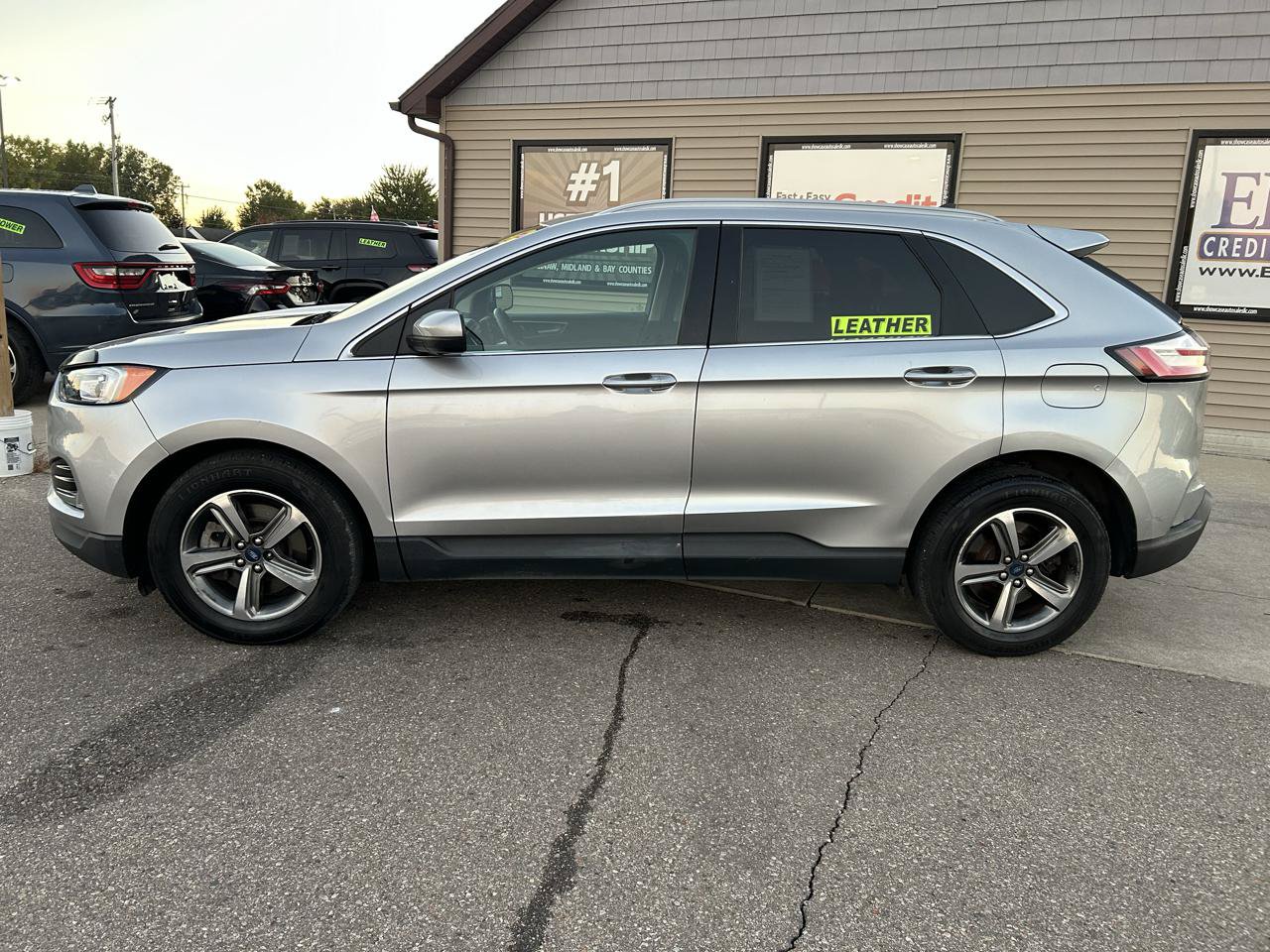 Used 2021 Ford Edge SEL w/ Convenience Package AWD/4WD image 8