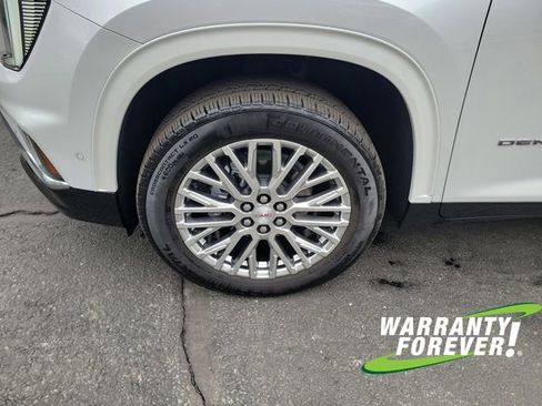 Used 2025 GMC Acadia Denali w/ Super Cruise Package image 18