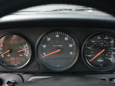 Used 1991 Porsche 911 Carrera image 23