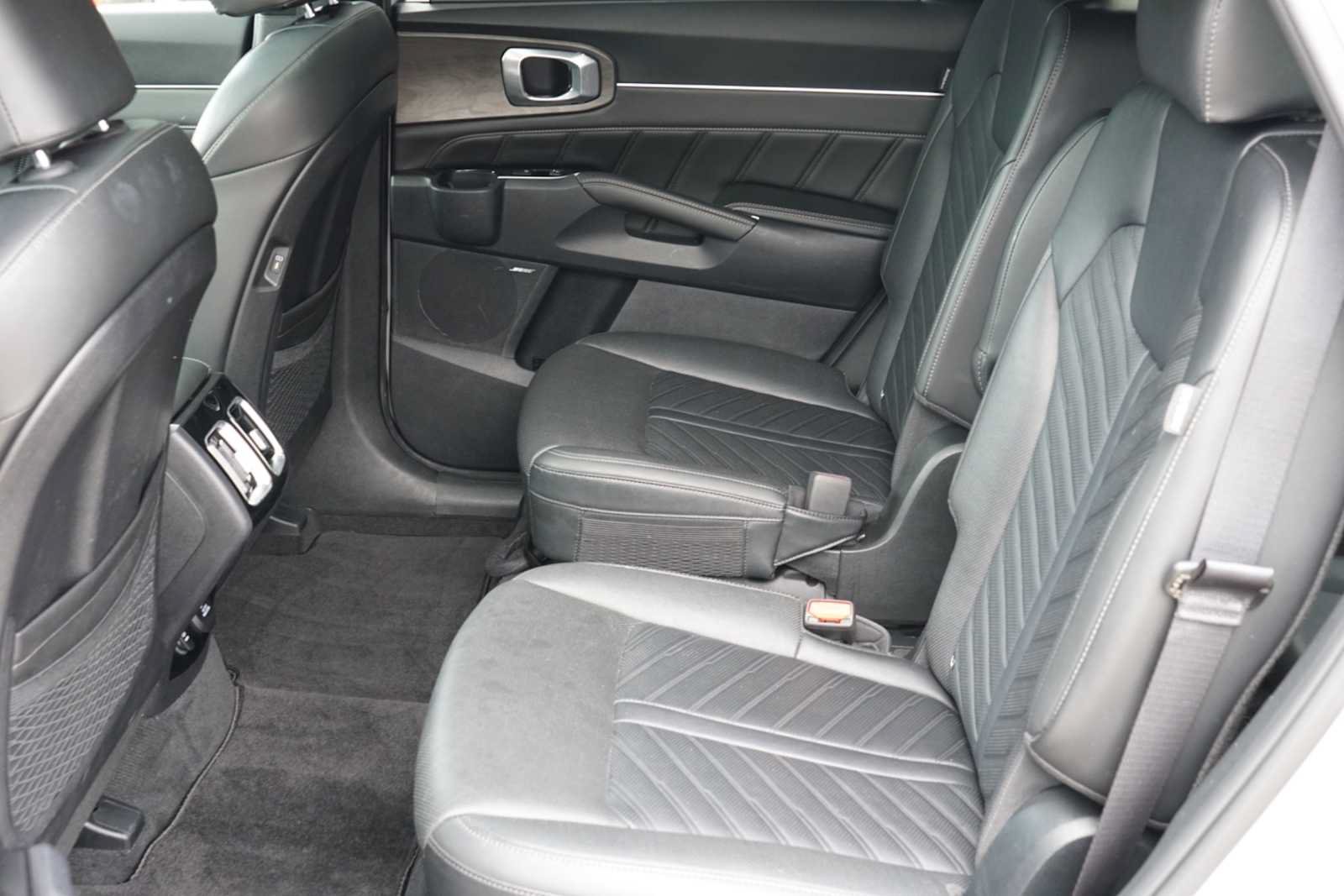 Certified 2024 Kia Sorento SX Prestige AWD/4WD image 20