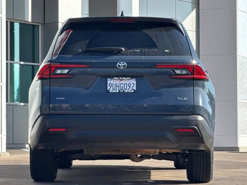 Certified 2025 Toyota Grand Highlander AWD image 6