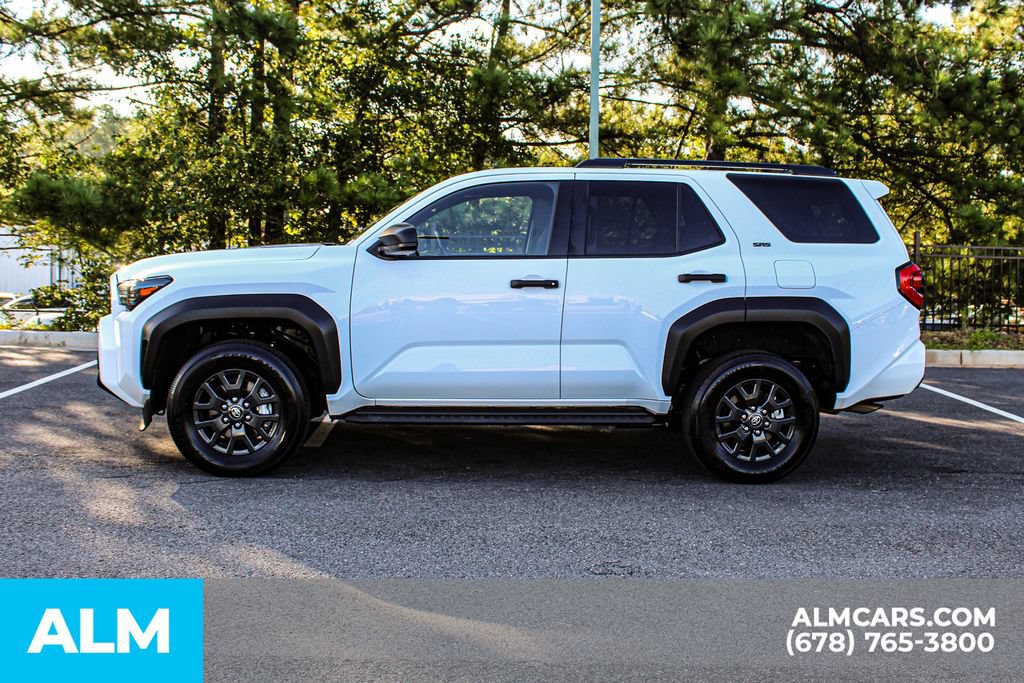 Used 2025 Toyota 4Runner SR5 AWD/4WD image 6