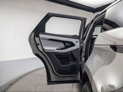 New 2026 Land Rover Range Rover Evoque S AWD/4WD image 25