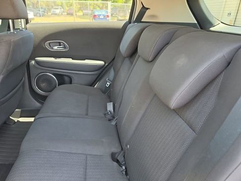 Used 2016 Honda HR-V EX image 11