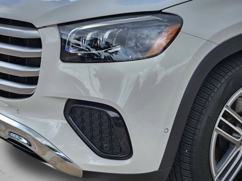 Certified 2025 Mercedes-Benz GLS 450 4MATIC image 29