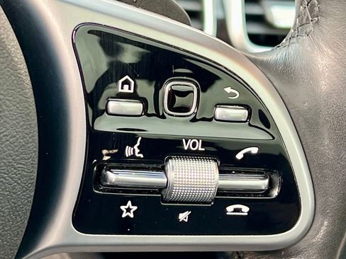 Certified 2022 Mercedes-Benz GLS 450 4MATIC image 44