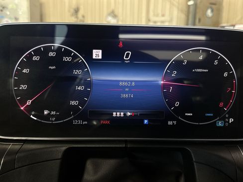 Used 2024 Mercedes-Benz C 300 4MATIC Sedan image 17