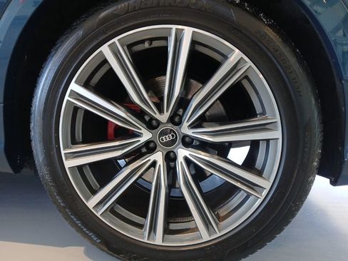 Used 2022 Audi SQ8 Prestige image 9