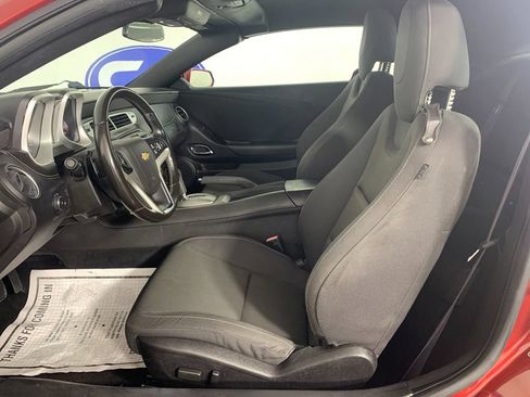 Used 2015 Chevrolet Camaro LT RWD image 17