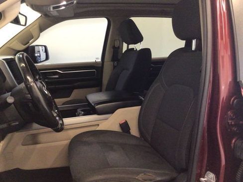 Used 2019 RAM 1500 Big Horn AWD/4WD image 14
