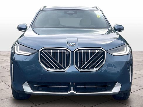 Certified 2025 BMW X3 xDrive30i w/ Premium Package AWD/4WD image 3