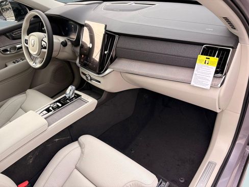 New 2026 Volvo XC90 T8 Ultra w/ Protection Package AWD/4WD image 28