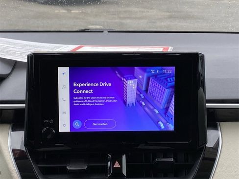 Certified 2025 Toyota Corolla LE image 28