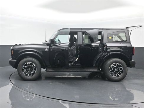 New 2025 Ford Bronco Outer Banks image 28