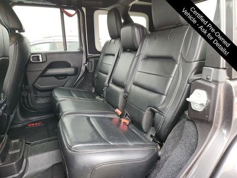 Used 2019 Jeep Wrangler Unlimited Sahara w/ Quick Order Package 24M Moab AWD/4WD image 23