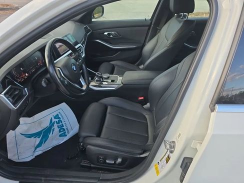 Used 2020 BMW 330i Sedan w/ Convenience Package image 4