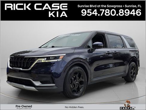 Used 2022 Kia Carnival LX FWD image 1
