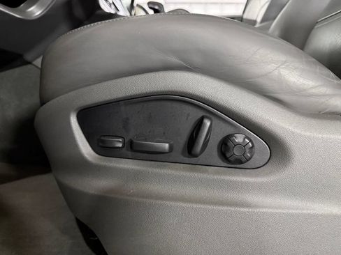 Used 2022 Porsche Cayenne GTS AWD/4WD image 20