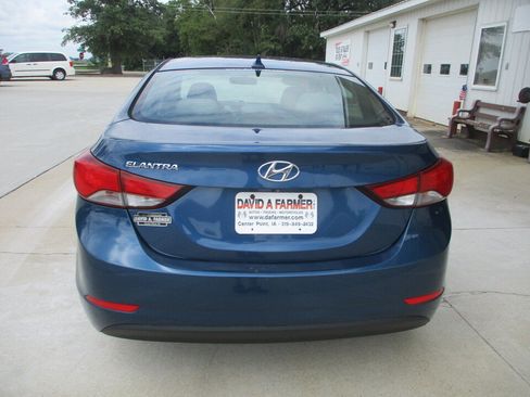 Used 2014 Hyundai Elantra SE w/ Option Group 02 FWD image 14