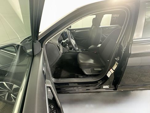 Used 2025 Volkswagen Jetta S FWD image 13