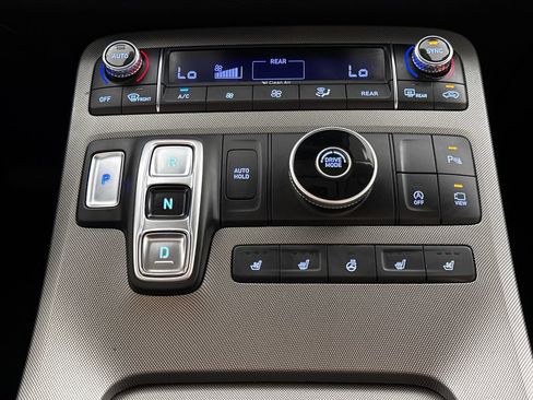Certified 2021 Hyundai Palisade Limited FWD image 19