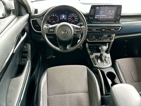 Used 2021 Kia Seltos S image 20