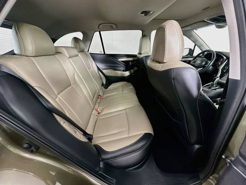 Used 2022 Subaru Outback Limited AWD/4WD image 9