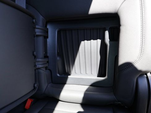 New 2026 Chevrolet Silverado 1500 LT Trail Boss w/ LT Trail Boss Premium Package AWD/4WD image 29