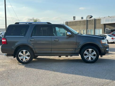Used 2015 Ford Expedition Platinum image 8